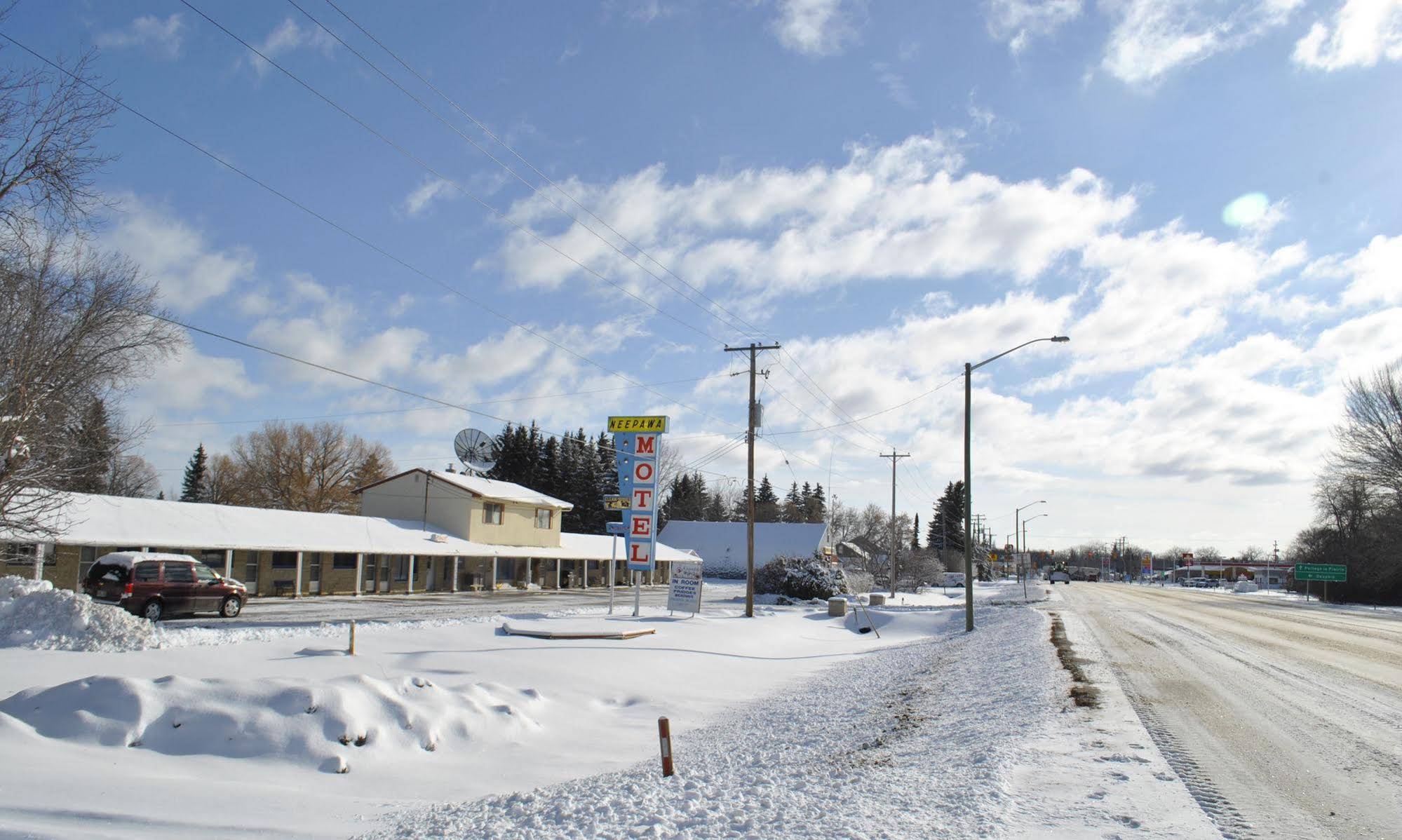 Neepawa Motel מראה חיצוני תמונה